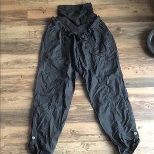 Motherhood Maternity pants